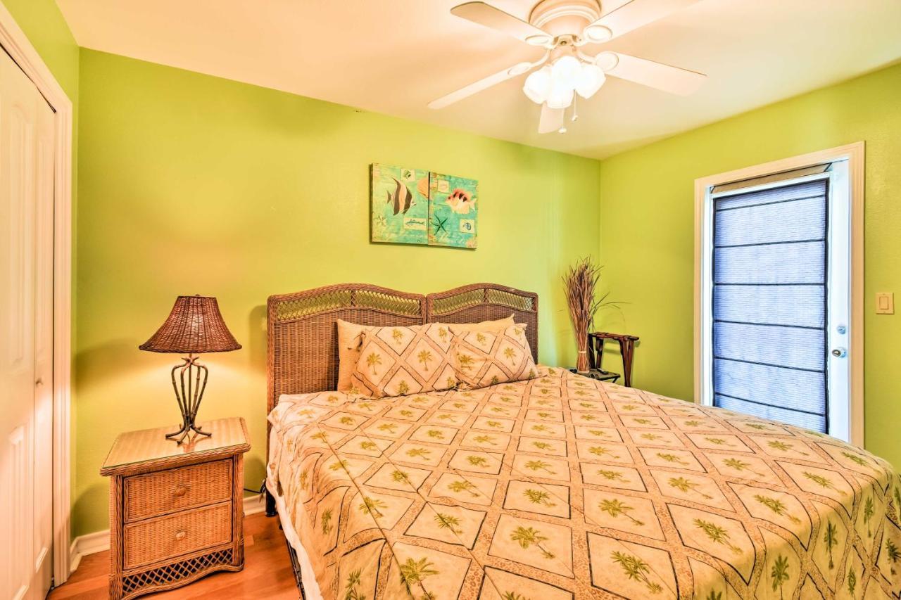 Port Aransas Condo With Pool Access - Walk To Beach! Eksteriør billede