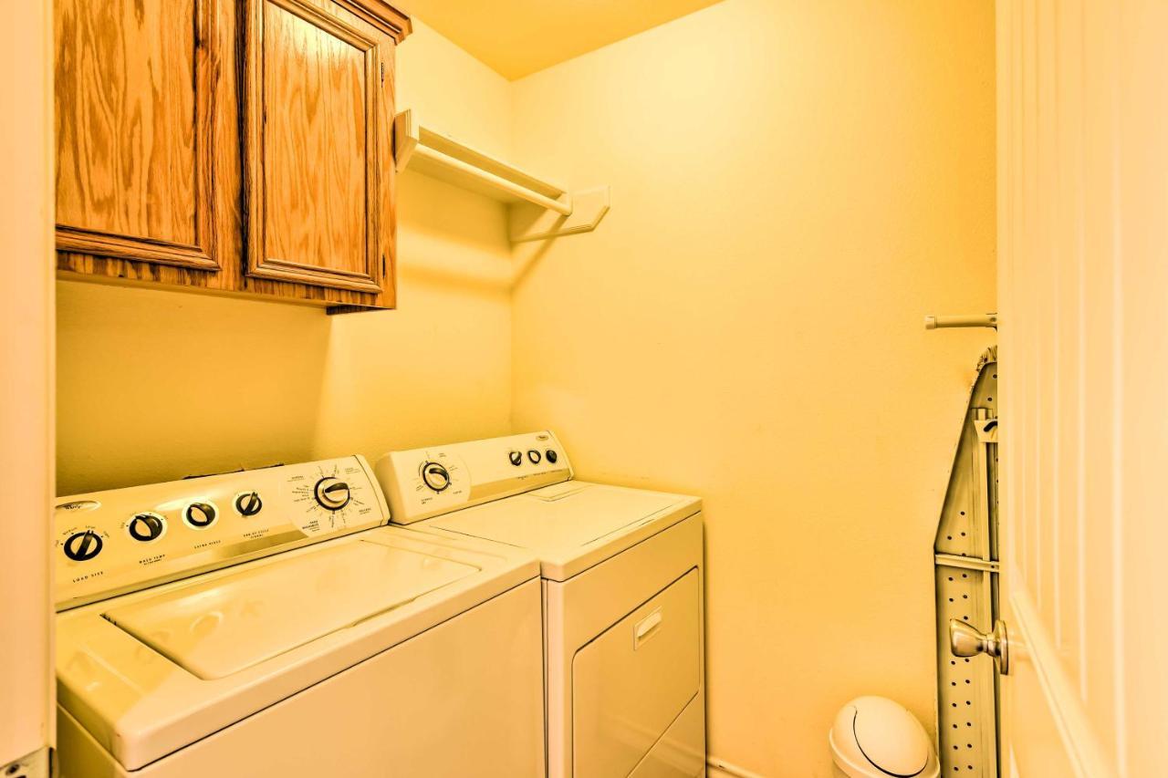 Port Aransas Condo With Pool Access - Walk To Beach! Eksteriør billede